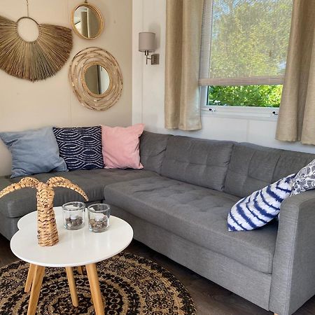 Chalet In Renesse Bagian luar foto