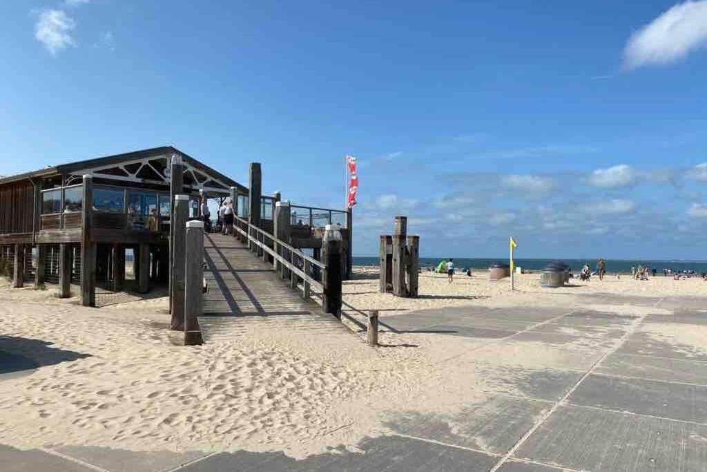 Chalet In Renesse Bagian luar foto